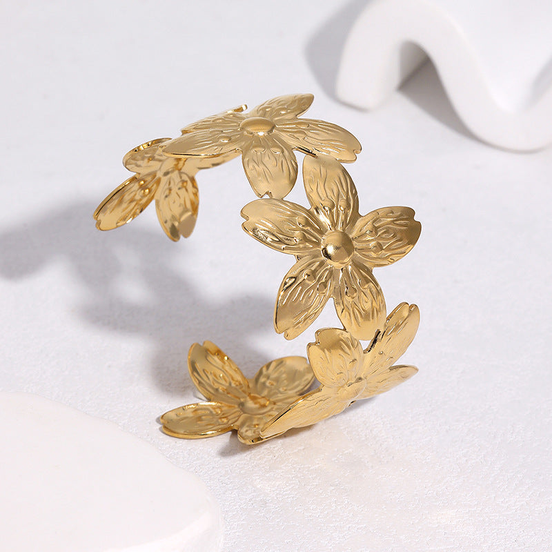 Broad bracelet (9162)