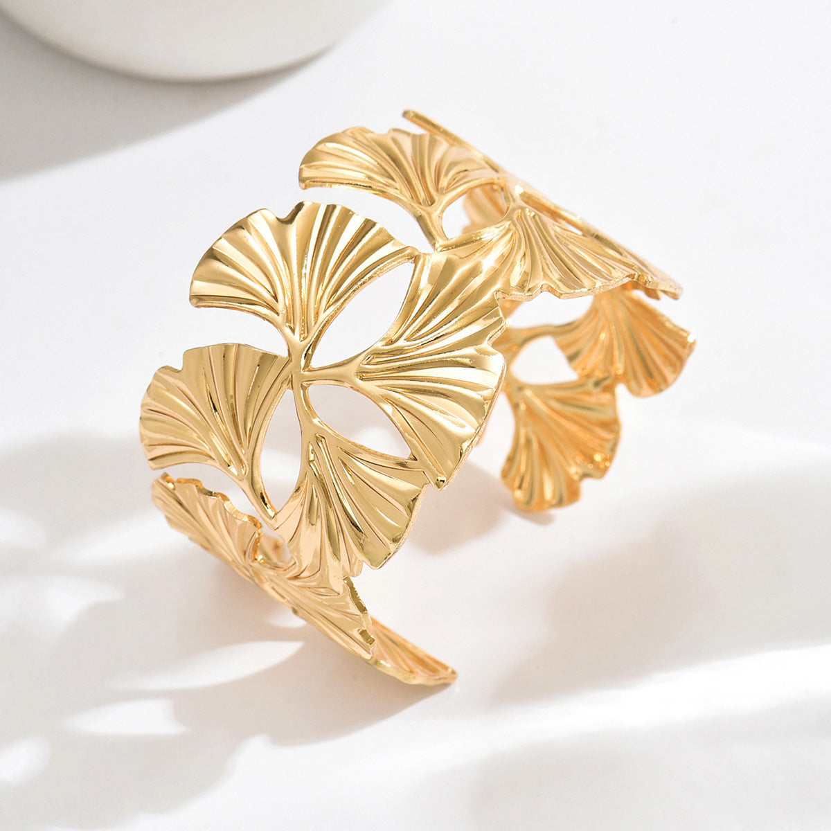 Broad Bracelet (4084)