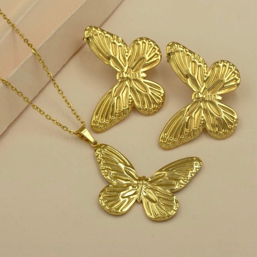 Anti Tarnish Combo Set with 1 Pair of Earring and Necklace