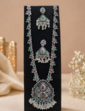 Oxodise long set with one pair of earrings and Necklace