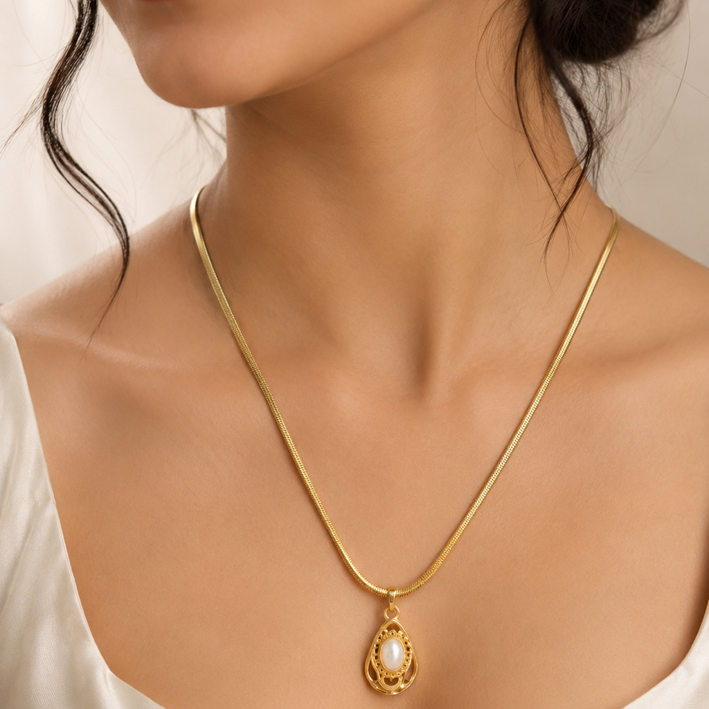 Anti Tarnish Chain Pendant (9537)