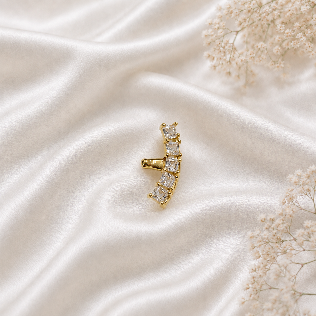 Anti Tarnish Earcuff (4155)