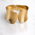 Broad bracelet 1