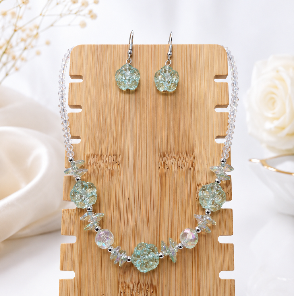 Necklace (9633)