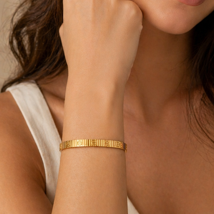 Anti Tarnish Baby Size Golden Cartier Bracelet