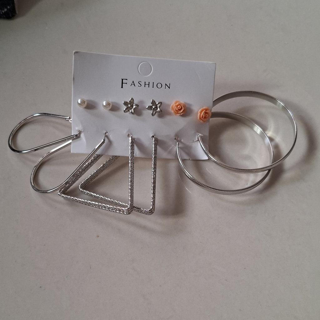 Combo of 6 pair earrings 9