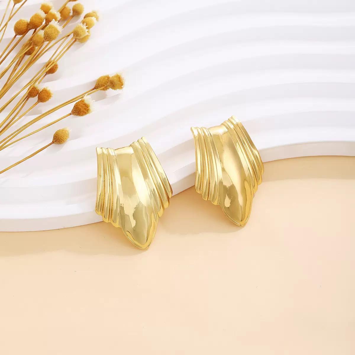 Anti tarnish earrings