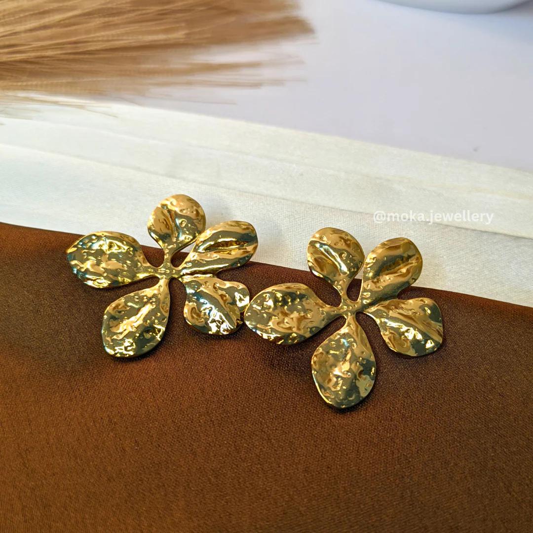 Anti tarnish earrings