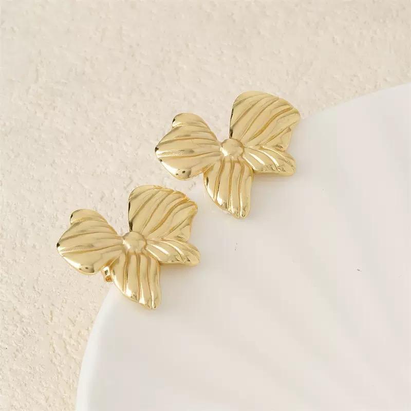 Anti tarnish earrings