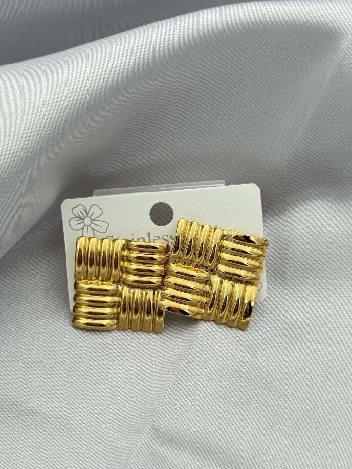 Anti tarnish earrings